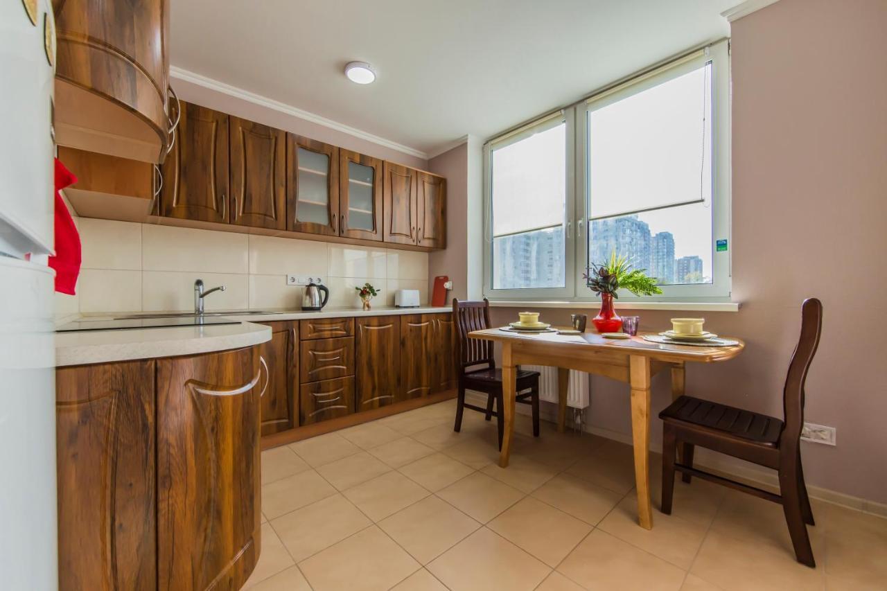 Super Comfort Flat For You Near The Metro. Kiev Exteriör bild