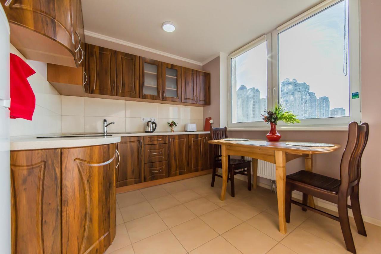 Super Comfort Flat For You Near The Metro. Kiev Exteriör bild