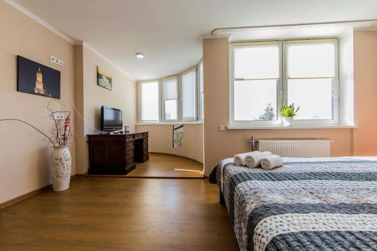 Super Comfort Flat For You Near The Metro. Kiev Exteriör bild